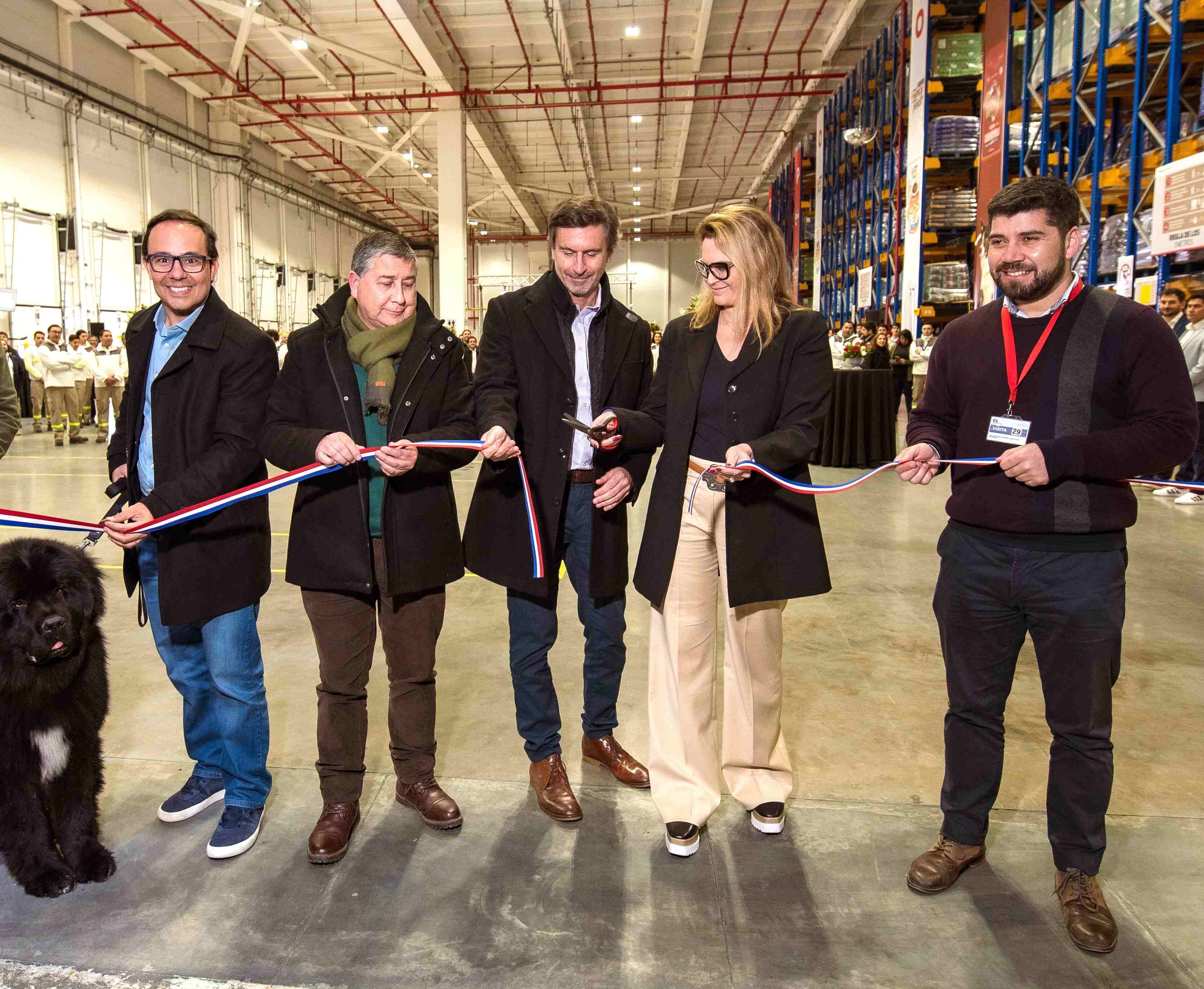 Nestlé Purina inaugura en Teno el centro de distribución de alimentos para mascotas más moderno de Purina Latinoamérica