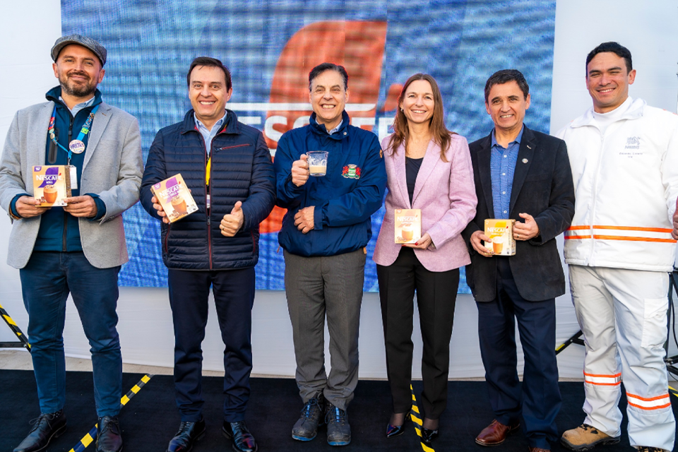 Nestlé inaugura moderna planta para la producción local de café lacteados en Chile