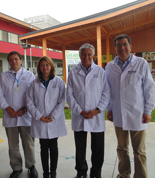Subsecretario de Agricultura visita Fábrica Cancura