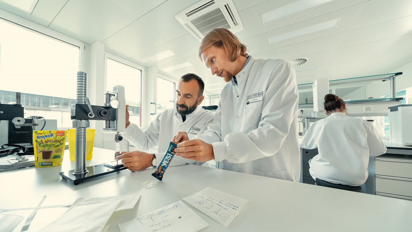 Nestlé inaugura su instituto de investigación de envases, el primero de la industria alimentaria