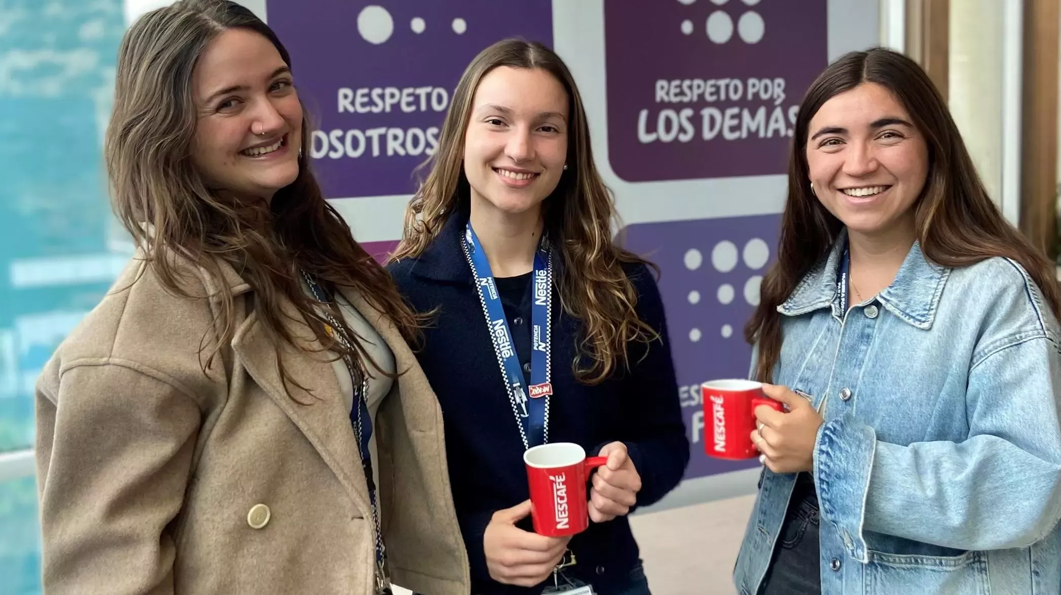 Mujeres Nestle
